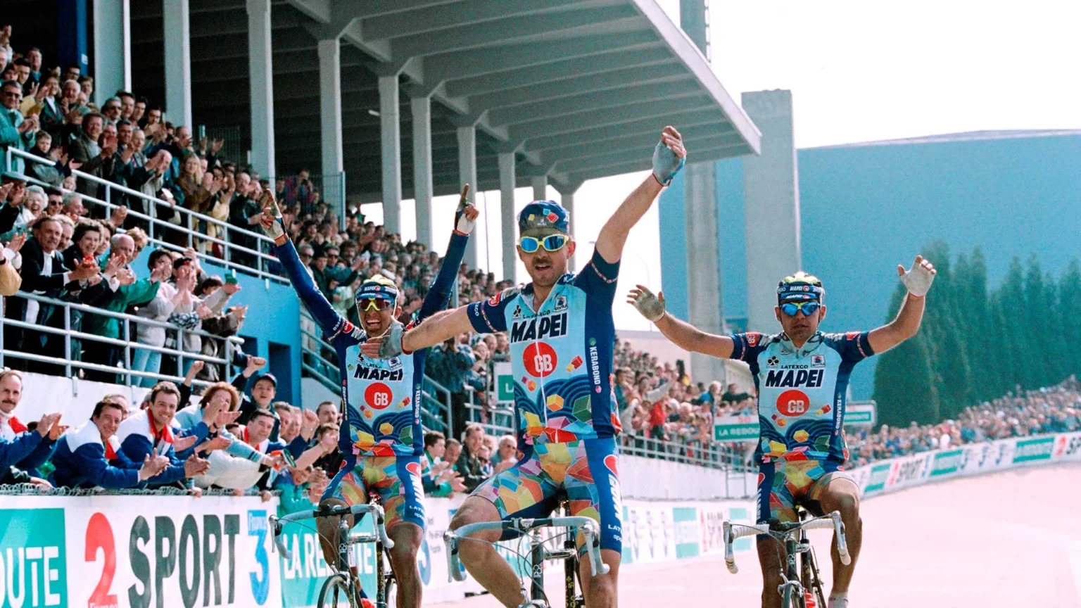 MAPEI-Colnago 1-2-3 finish Paris-Roubaix 1996